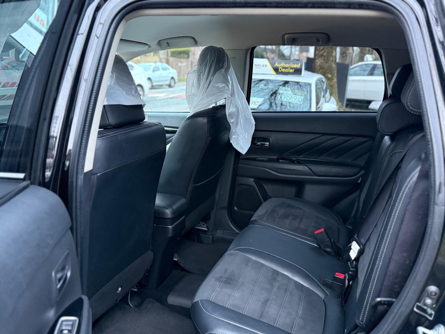 Used Mitsubishi Outlander 2016 for sale - 77839863: Photo 52