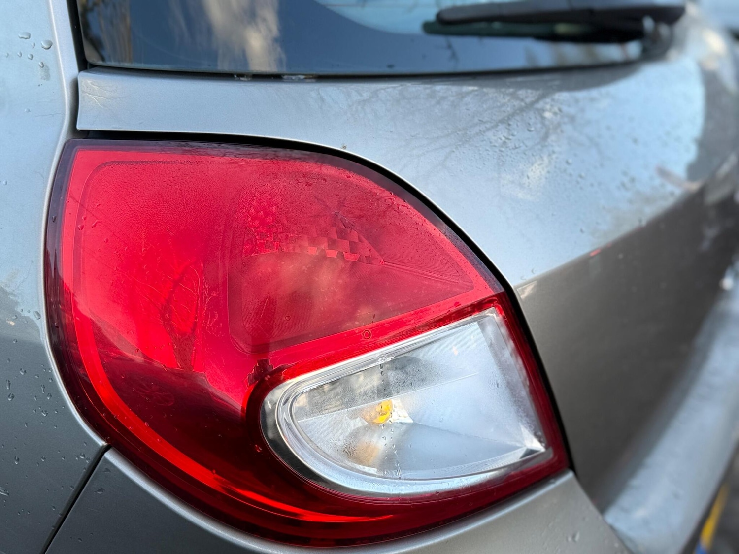 Used Renault Clio 2010 for sale - 76727589: Photo 20