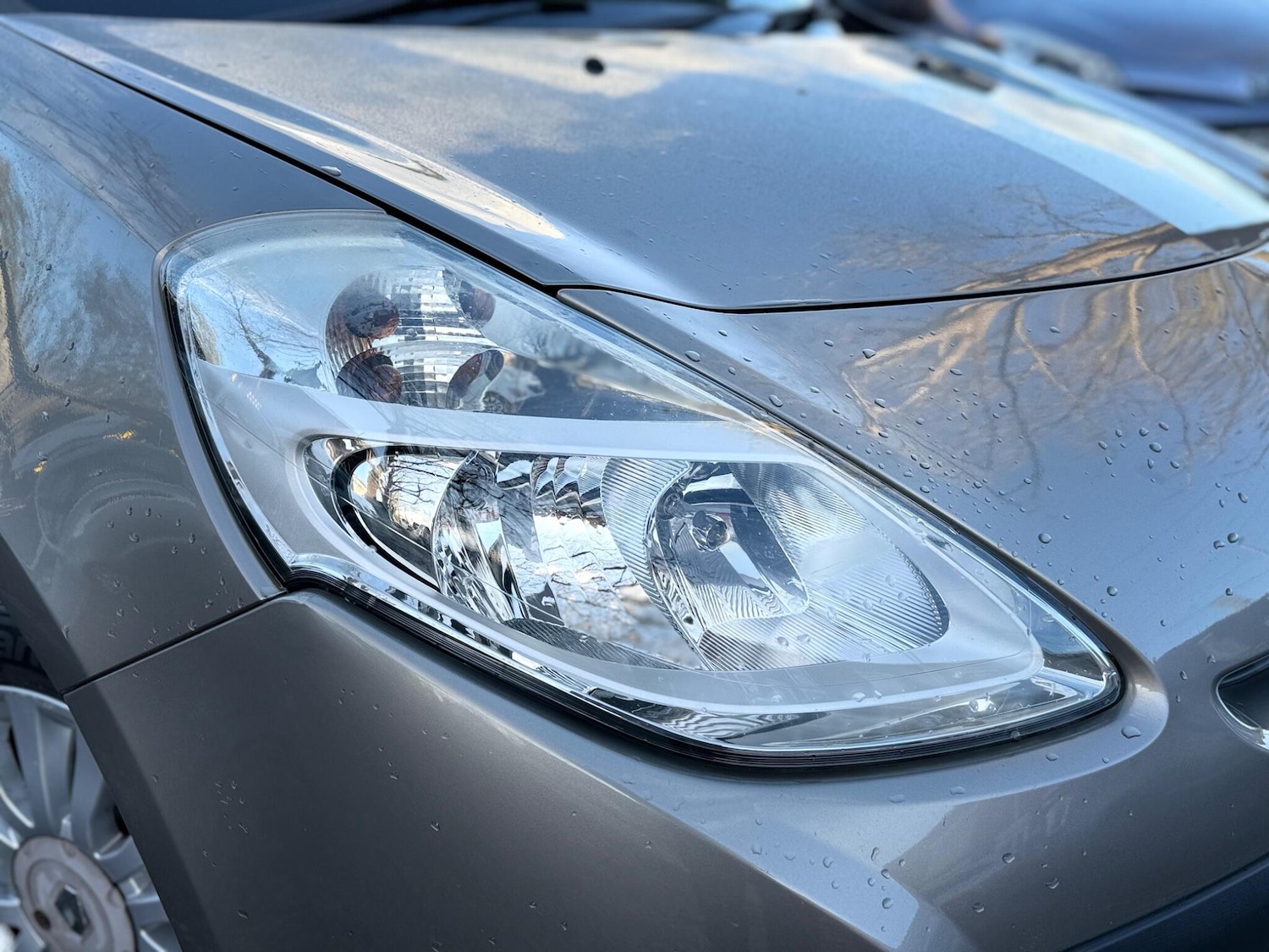 Used Renault Clio 2010 for sale - 76727589: Photo 8