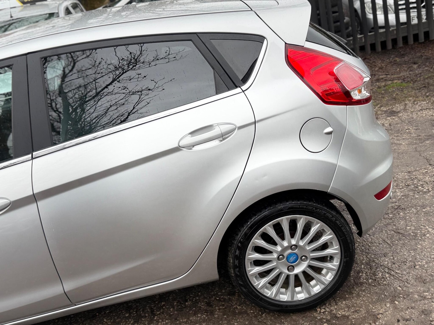 Used Ford Fiesta for sale - 76727922: Photo 35