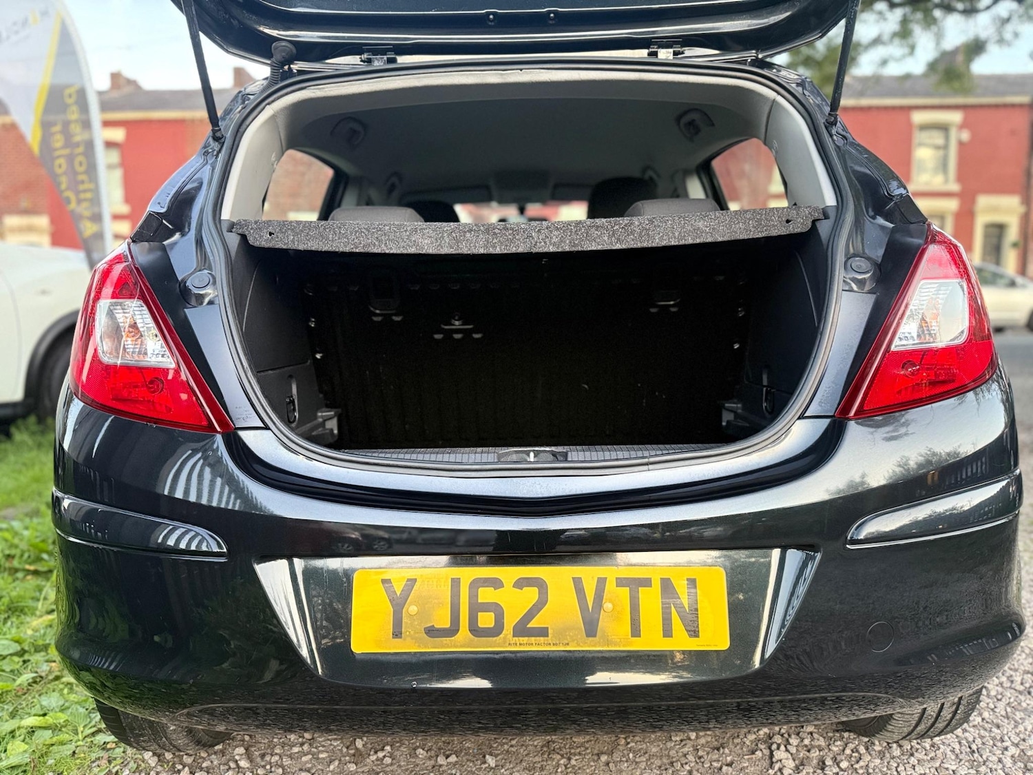 Vehicle 29