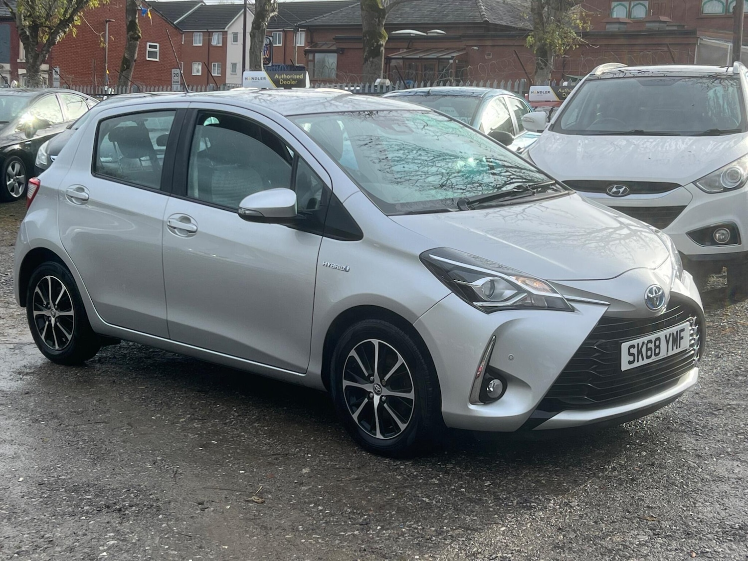 Used Toyota Yaris 2018 for sale - 76440665: Photo 14