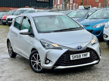 Used Toyota Yaris 2018 for sale - 76440665: Photo