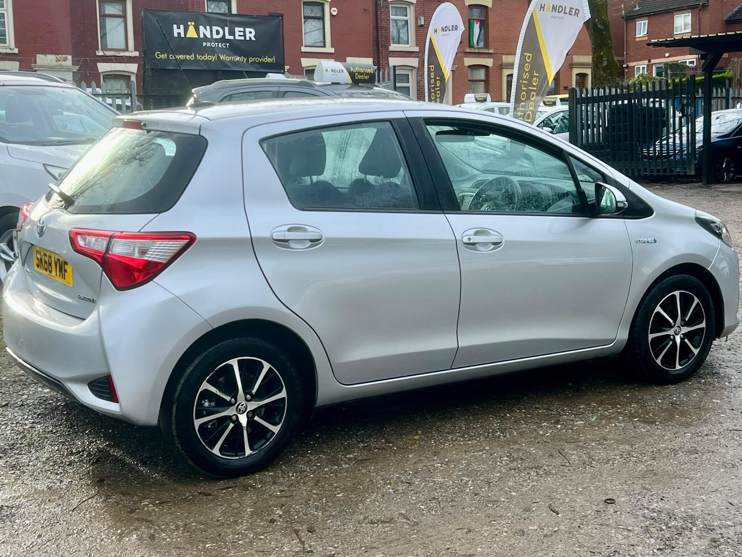 Used Toyota Yaris 2018 for sale - 76440665: Photo 6