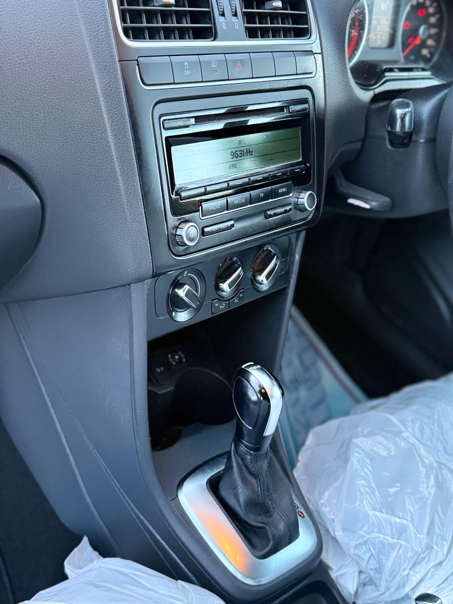 Used Volkswagen Polo 2011 for sale - 76727894: Photo 36