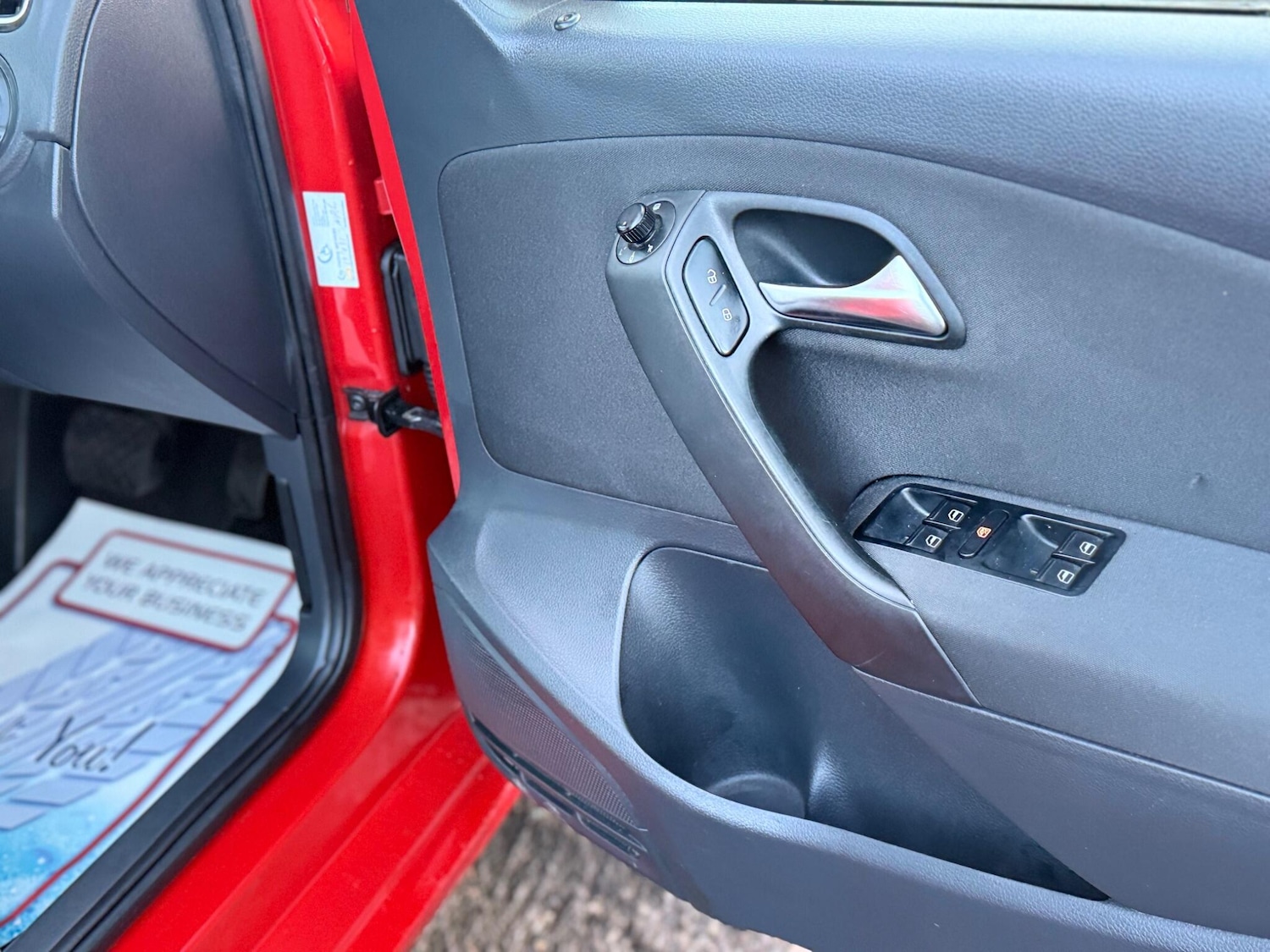 Used Volkswagen Polo 2011 for sale - 76727894: Photo 52