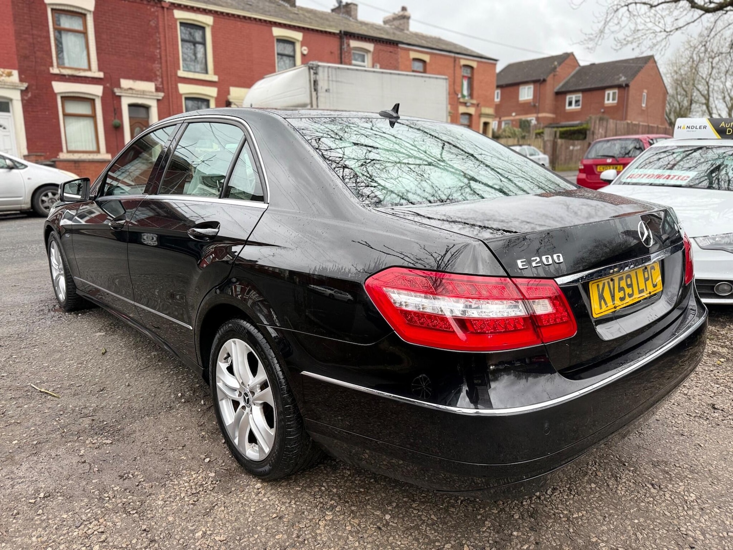 Used Mercedes-Benz E Class for sale - 77977901: Photo 17