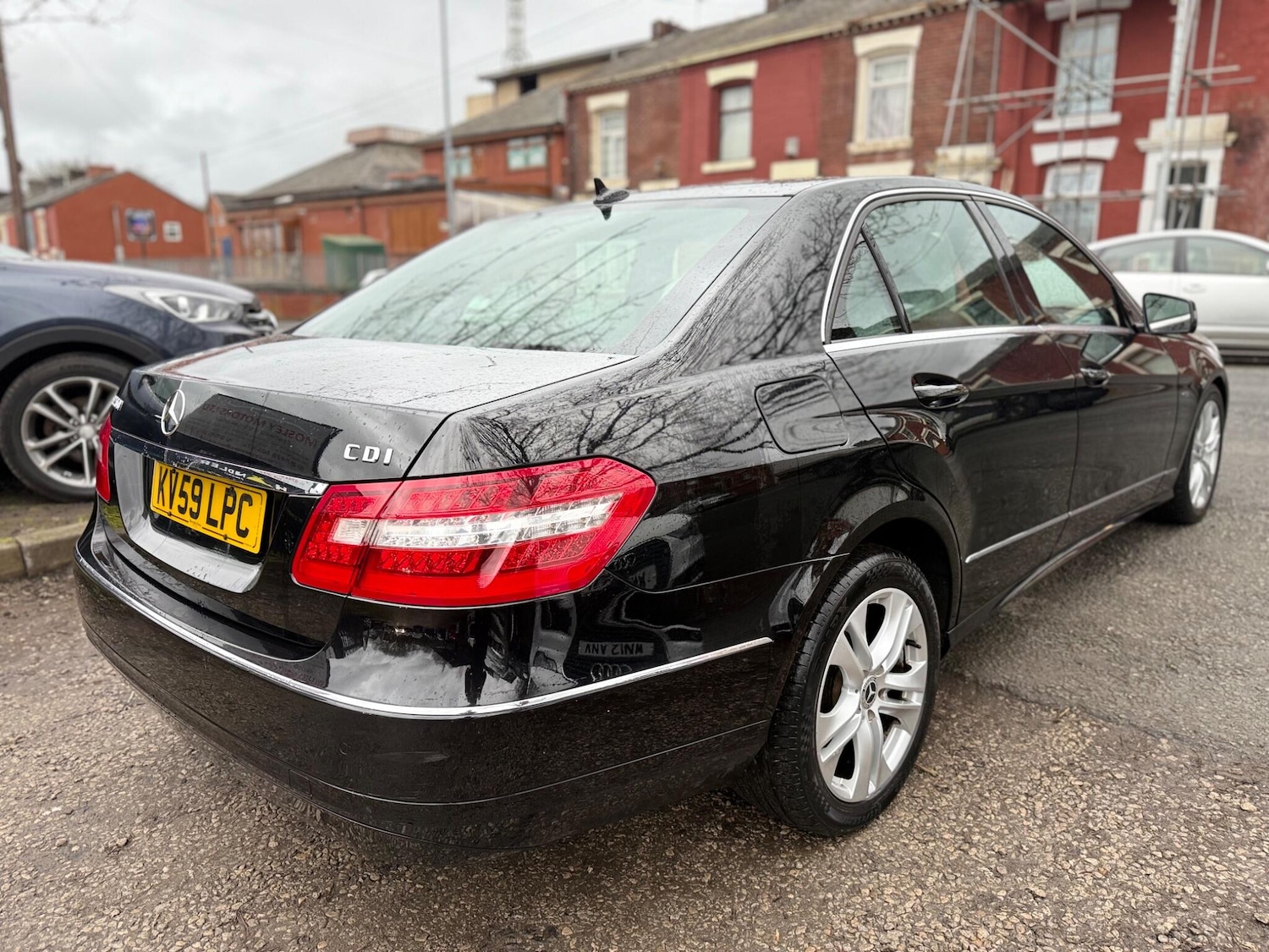 Used Mercedes-Benz E Class for sale - 77977901: Photo 21