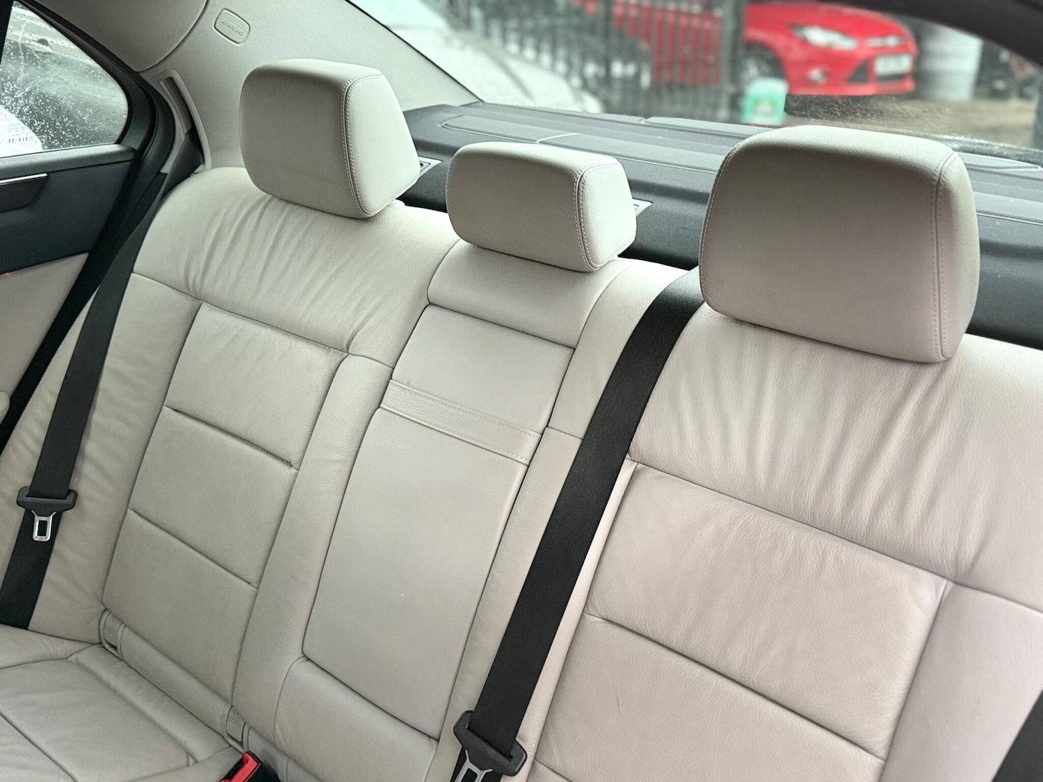 Used Mercedes-Benz E Class for sale - 77977901: Photo 45