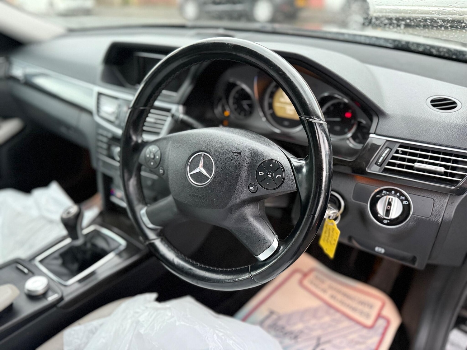 Used Mercedes-Benz E Class for sale - 77977901: Photo 51