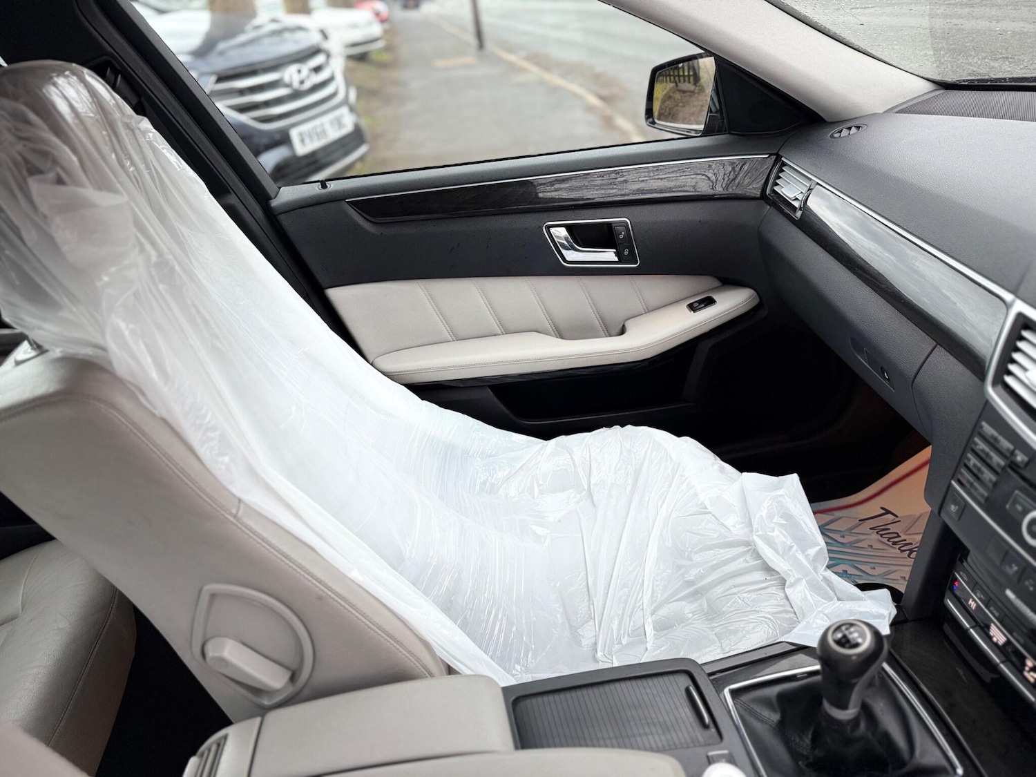 Used Mercedes-Benz E Class for sale - 77977901: Photo 55