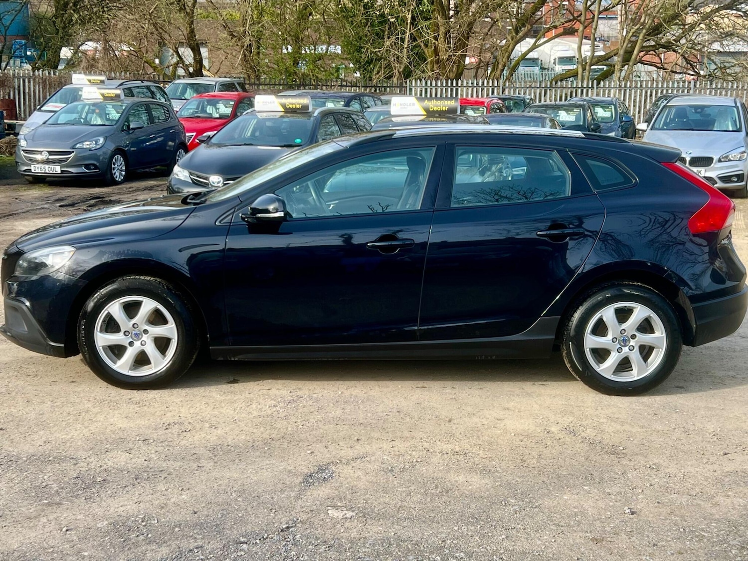 Used Volvo V40 2014 for sale - 77969831: Photo 13