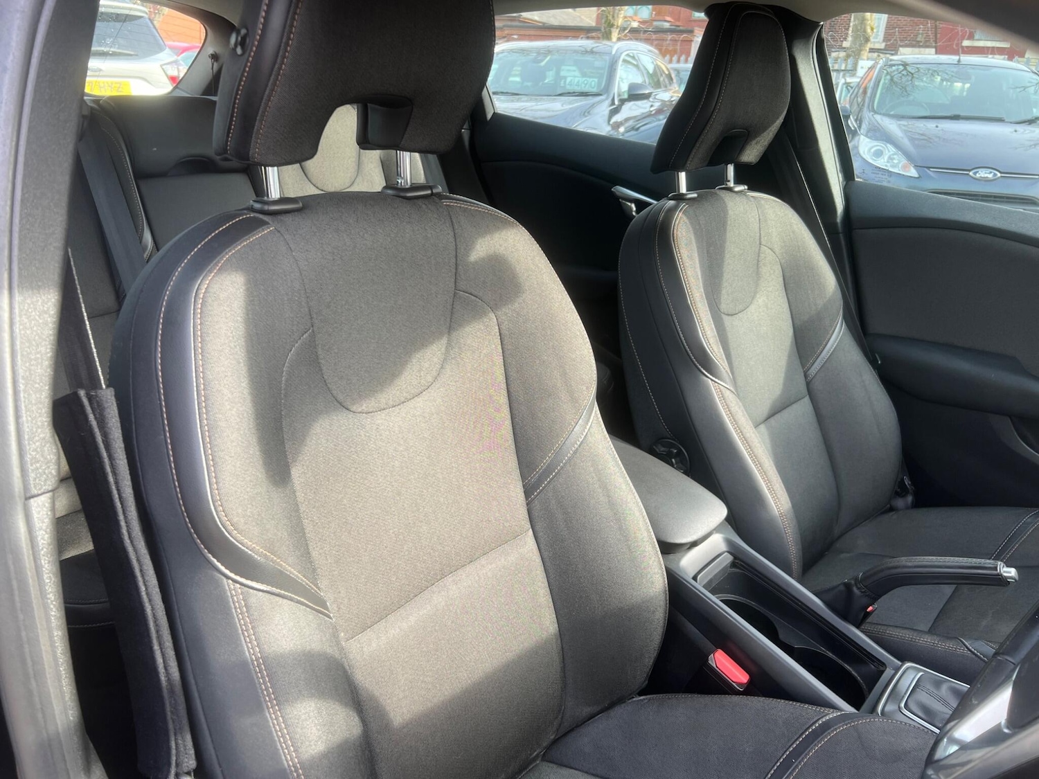 Used Volvo V40 2014 for sale - 77969831: Photo 21