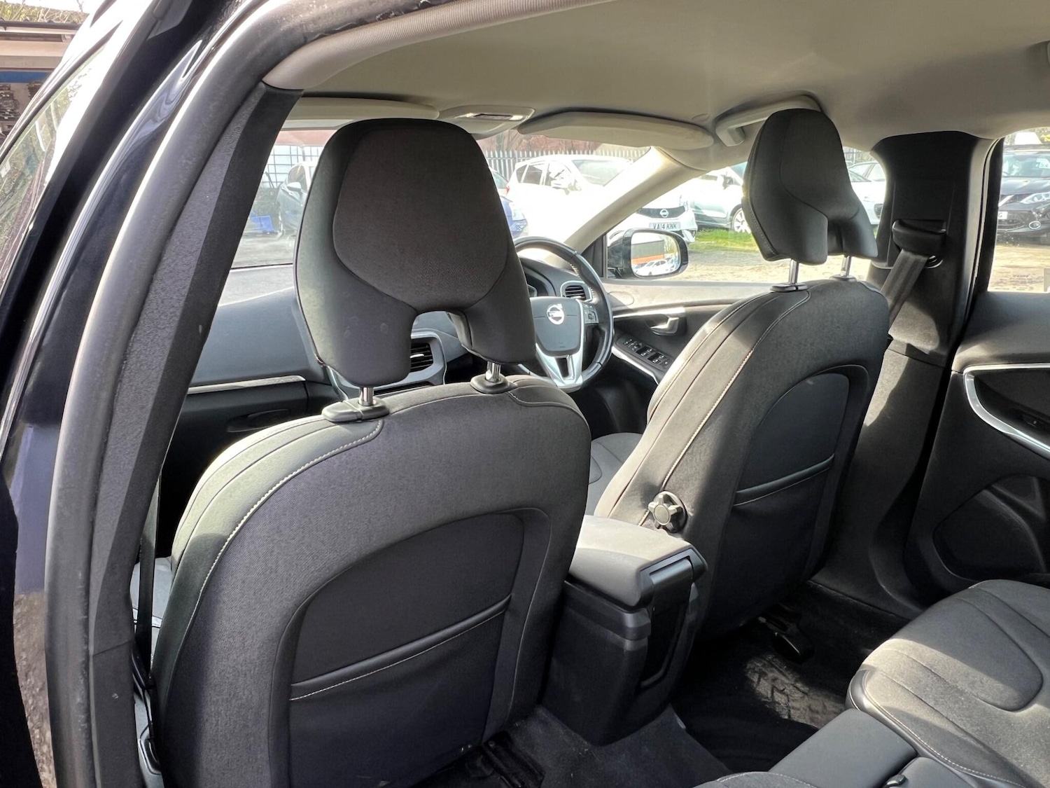 Used Volvo V40 2014 for sale - 77969831: Photo 22