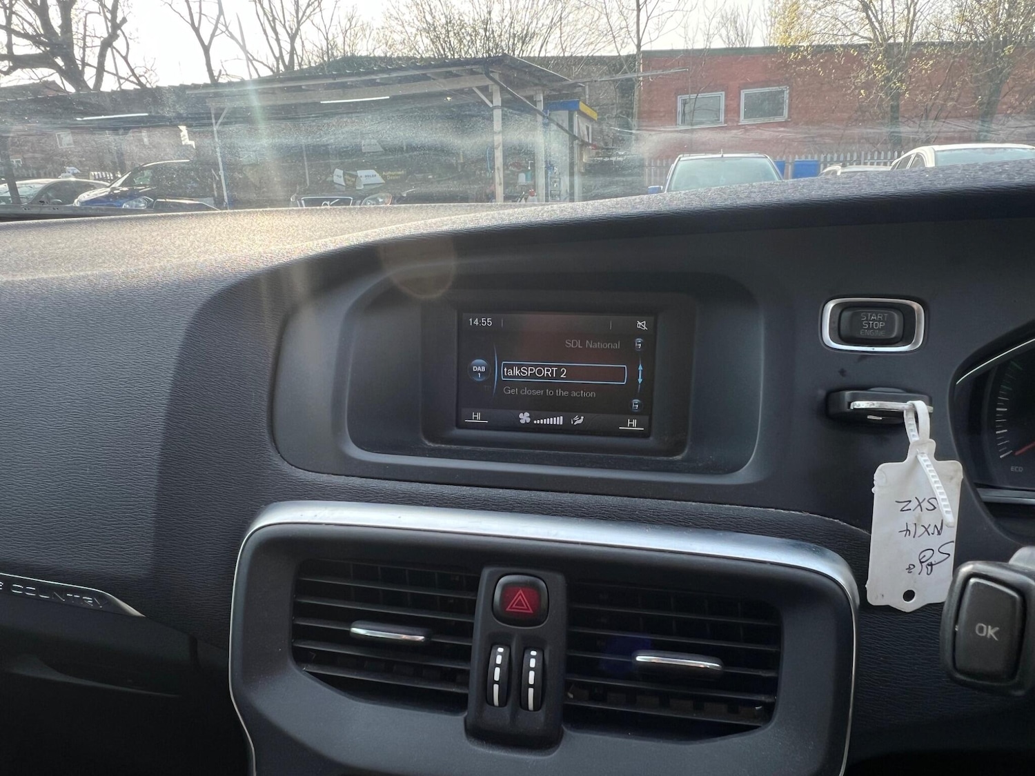 Used Volvo V40 2014 for sale - 77969831: Photo 29