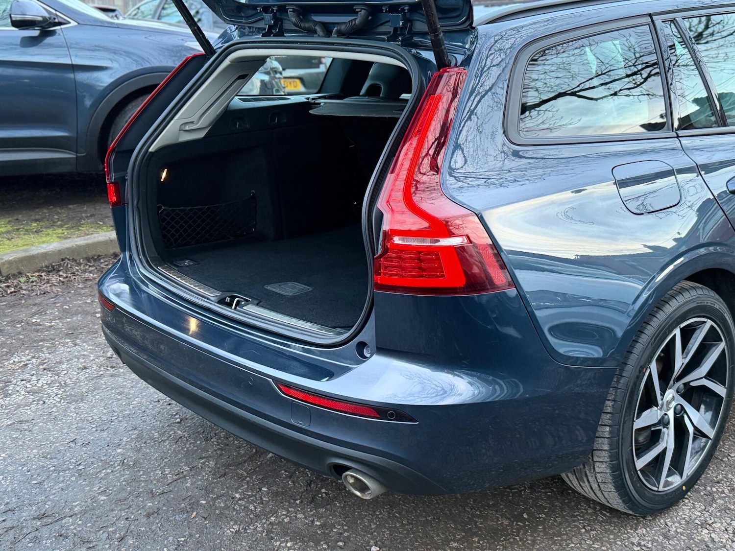 Used Volvo V60 2020 for sale - 77314823: Photo 23