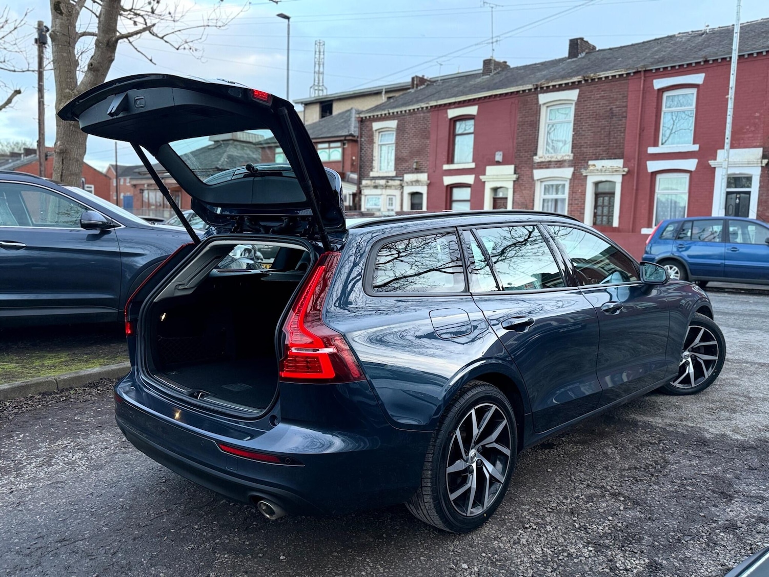 Used Volvo V60 2020 for sale - 77314823: Photo 24