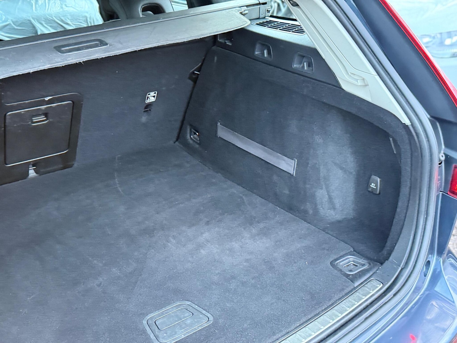 Used Volvo V60 2020 for sale - 77314823: Photo 25