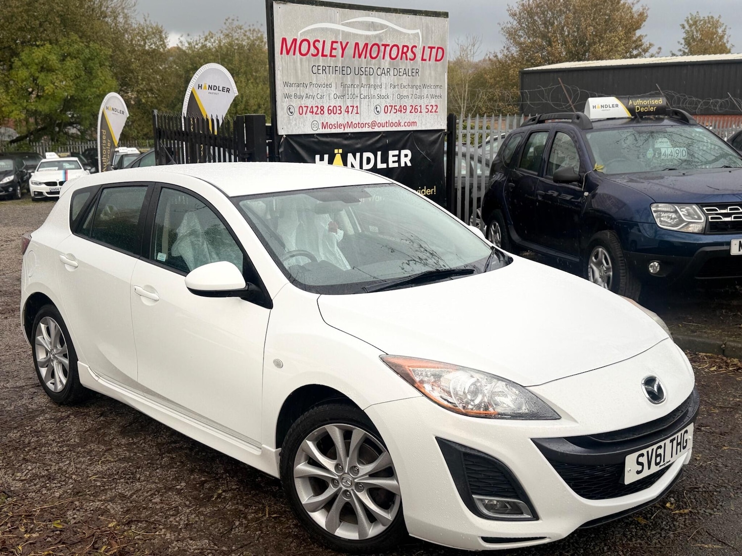 Used Mazda Mazda3 2011 for sale - 76371541: Photo 2