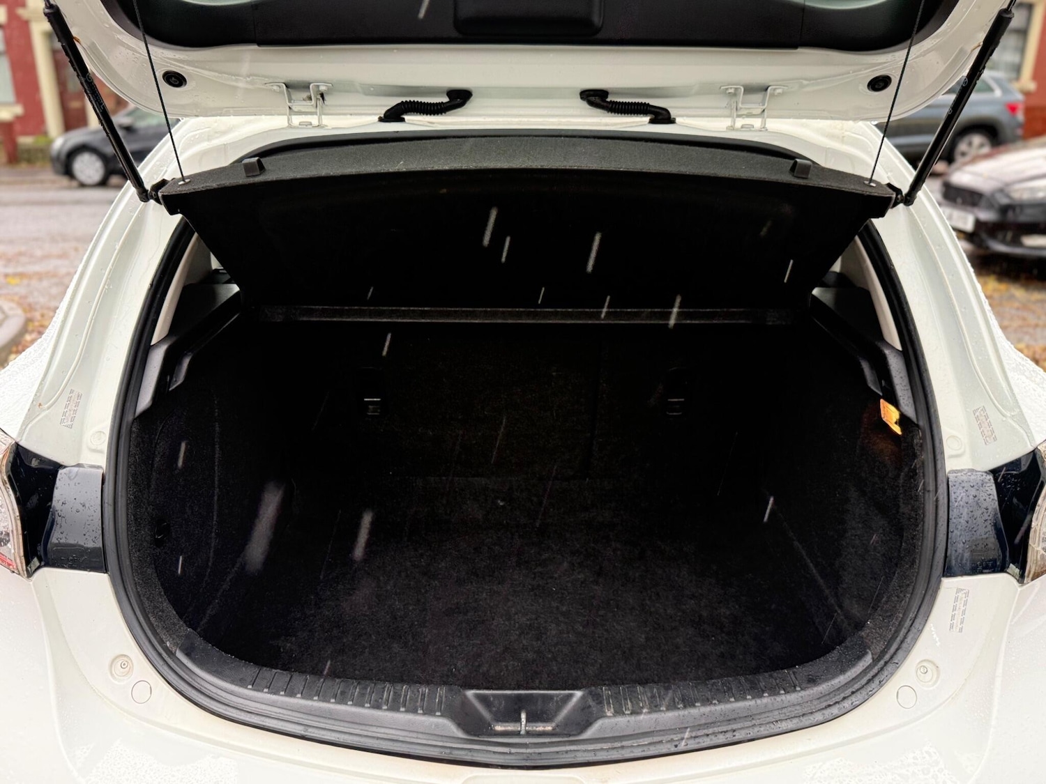 Used Mazda Mazda3 2011 for sale - 76371541: Photo 22