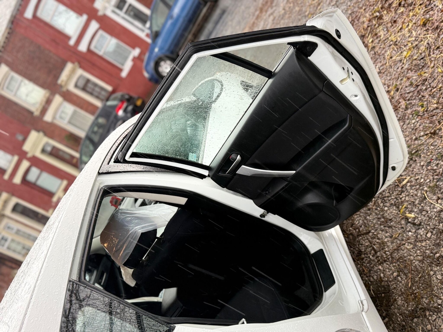 Used Mazda Mazda3 2011 for sale - 76371541: Photo 49