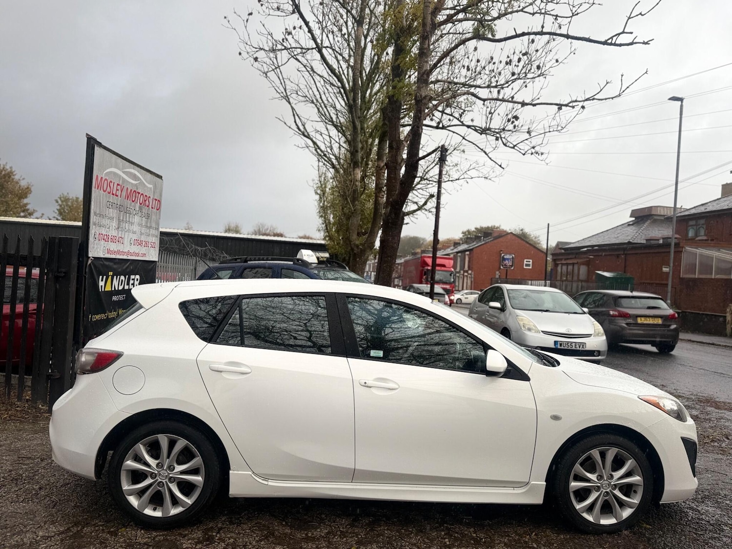 Used Mazda Mazda3 2011 for sale - 76371541: Photo 9