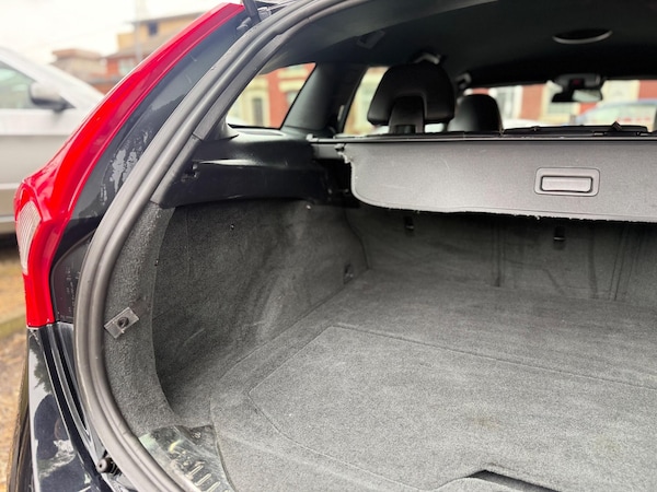 Used Volvo V60 2013 for sale - 76226281: Photo 14