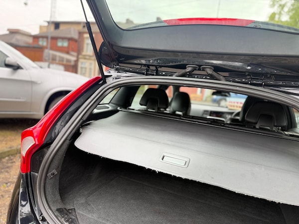 Used Volvo V60 2013 for sale - 76226281: Photo 17