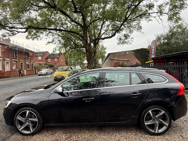 Used Volvo V60 2013 for sale - 76226281: Photo 28