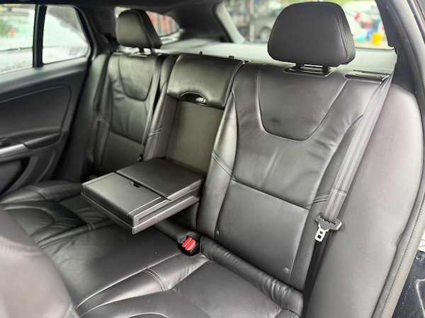 Used Volvo V60 2013 for sale - 76226281: Photo 40