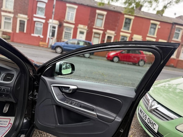 Used Volvo V60 2013 for sale - 76226281: Photo 51
