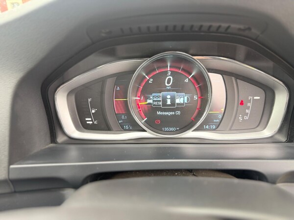 Used Volvo V60 2013 for sale - 76226281: Photo 58