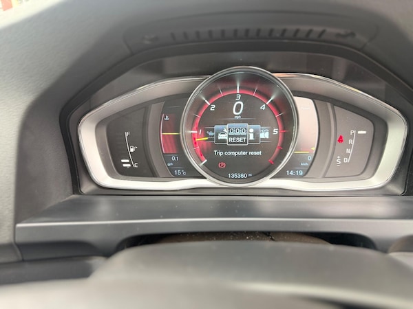 Used Volvo V60 2013 for sale - 76226281: Photo 59