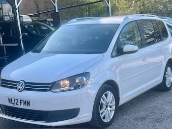 Used Volkswagen Touran 2012 for sale - 77993816: Photo
