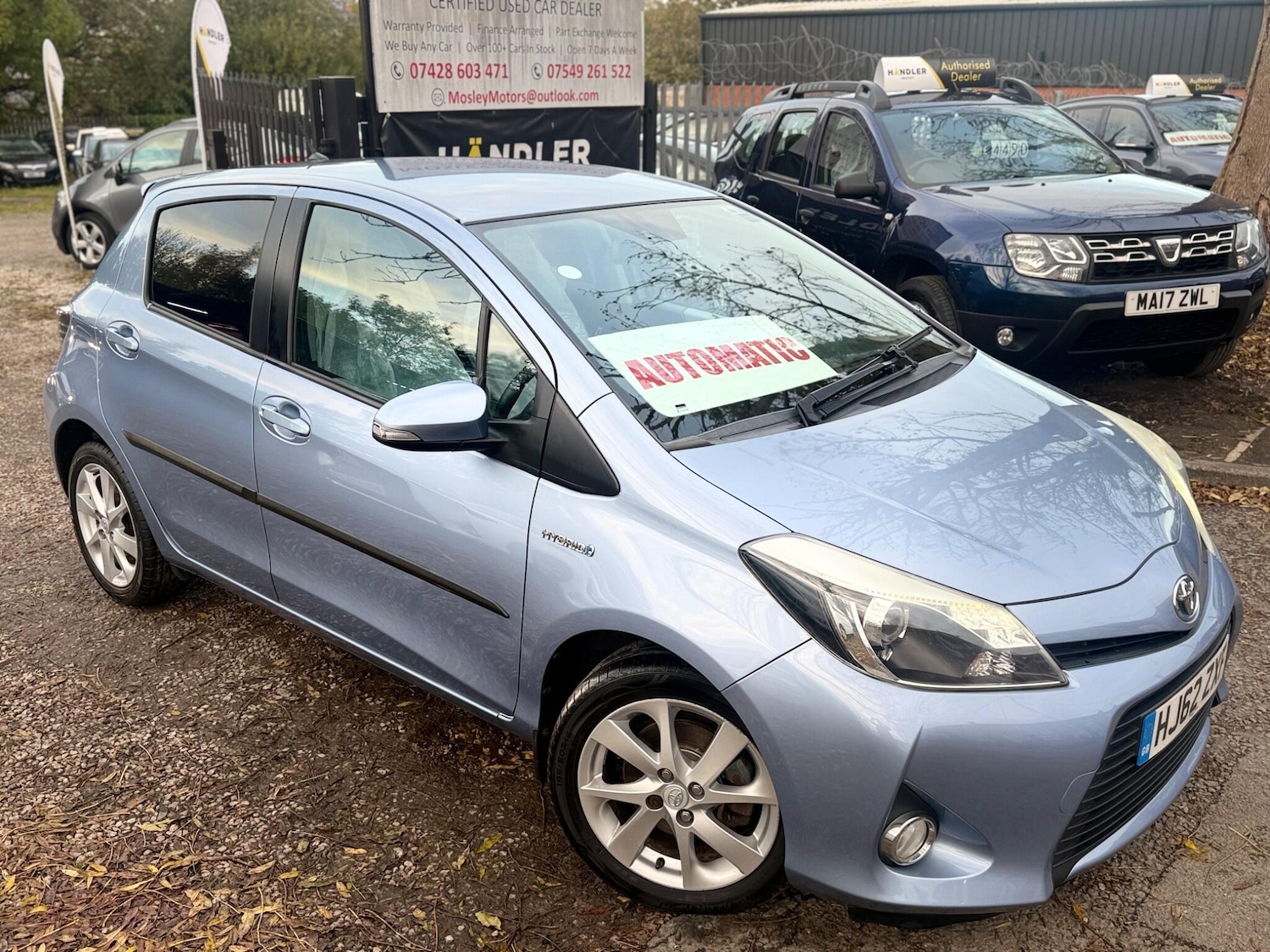 Used Toyota Yaris for sale - 76728475: Photo 2
