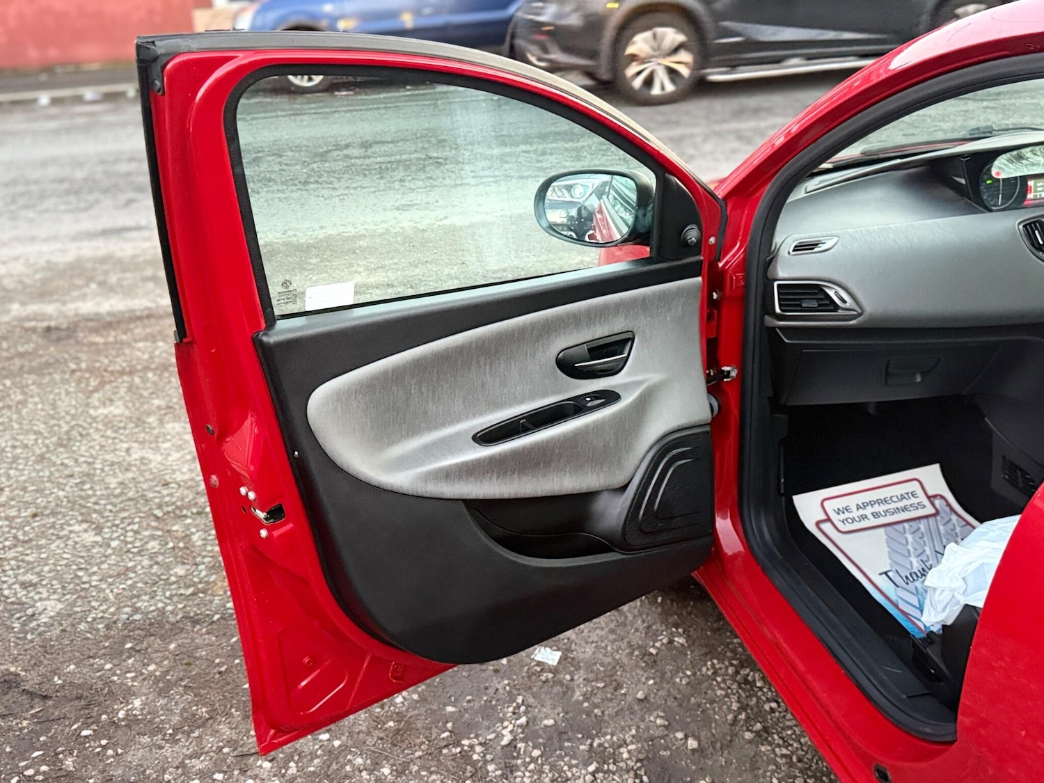 Used Chrysler Ypsilon 2013 for sale - 77016367: Photo 41