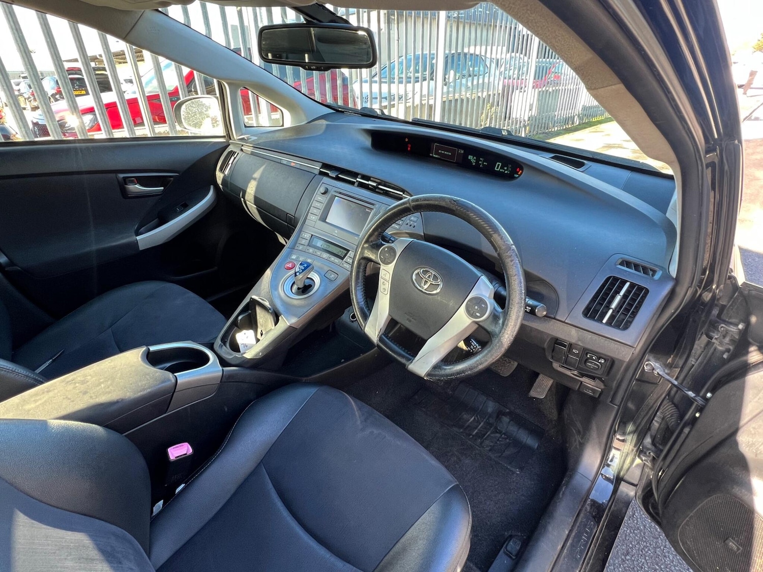 Used Toyota Prius 2012 for sale - 76472095: Photo 10