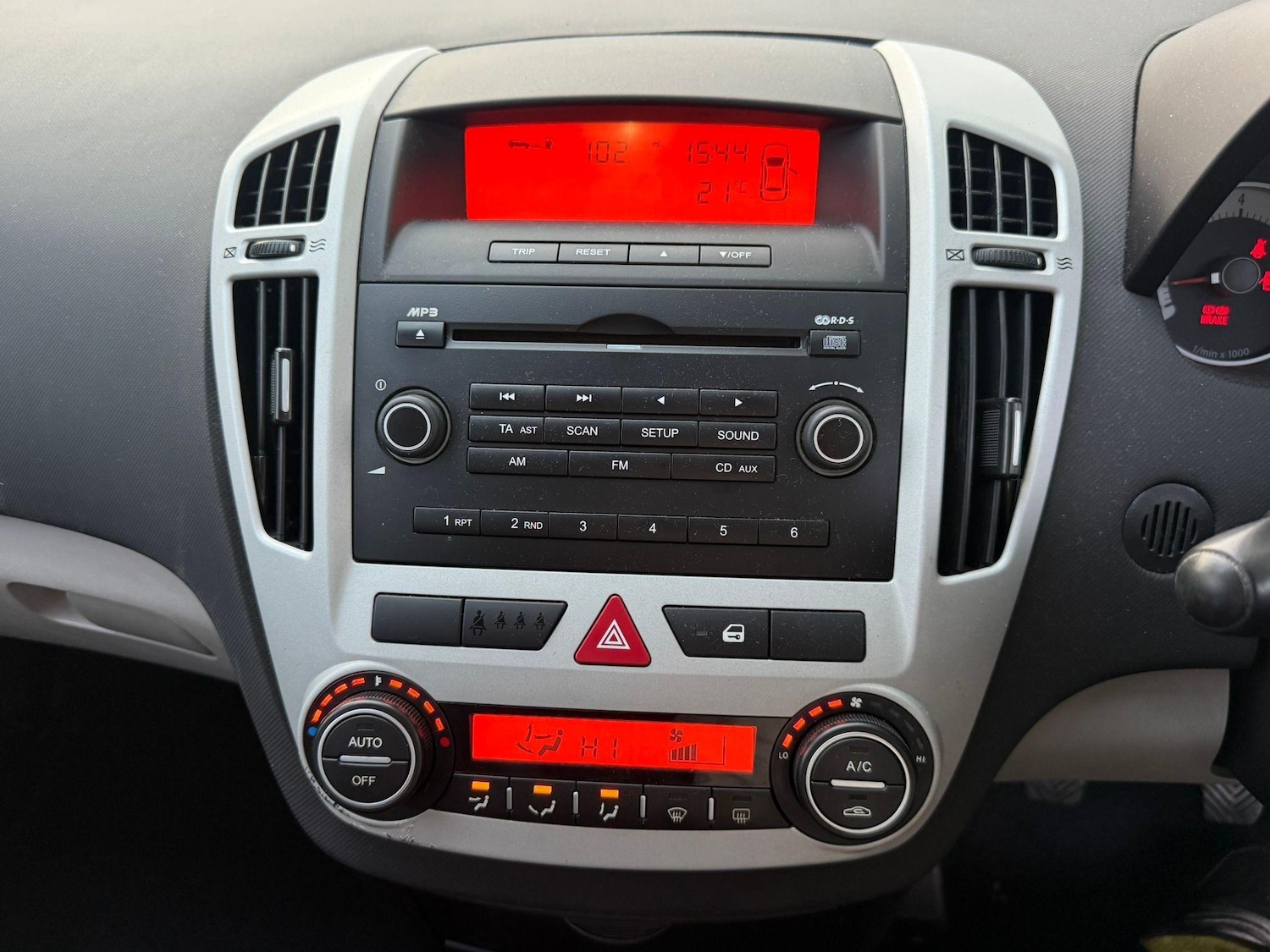 Used Kia Ceed 2008 for sale - 76485252: Photo 45