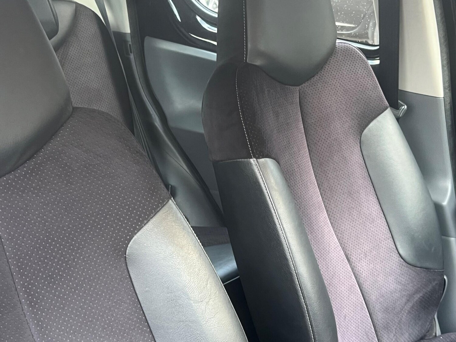 Used Toyota AYGO 2009 for sale - 77155761: Photo 20