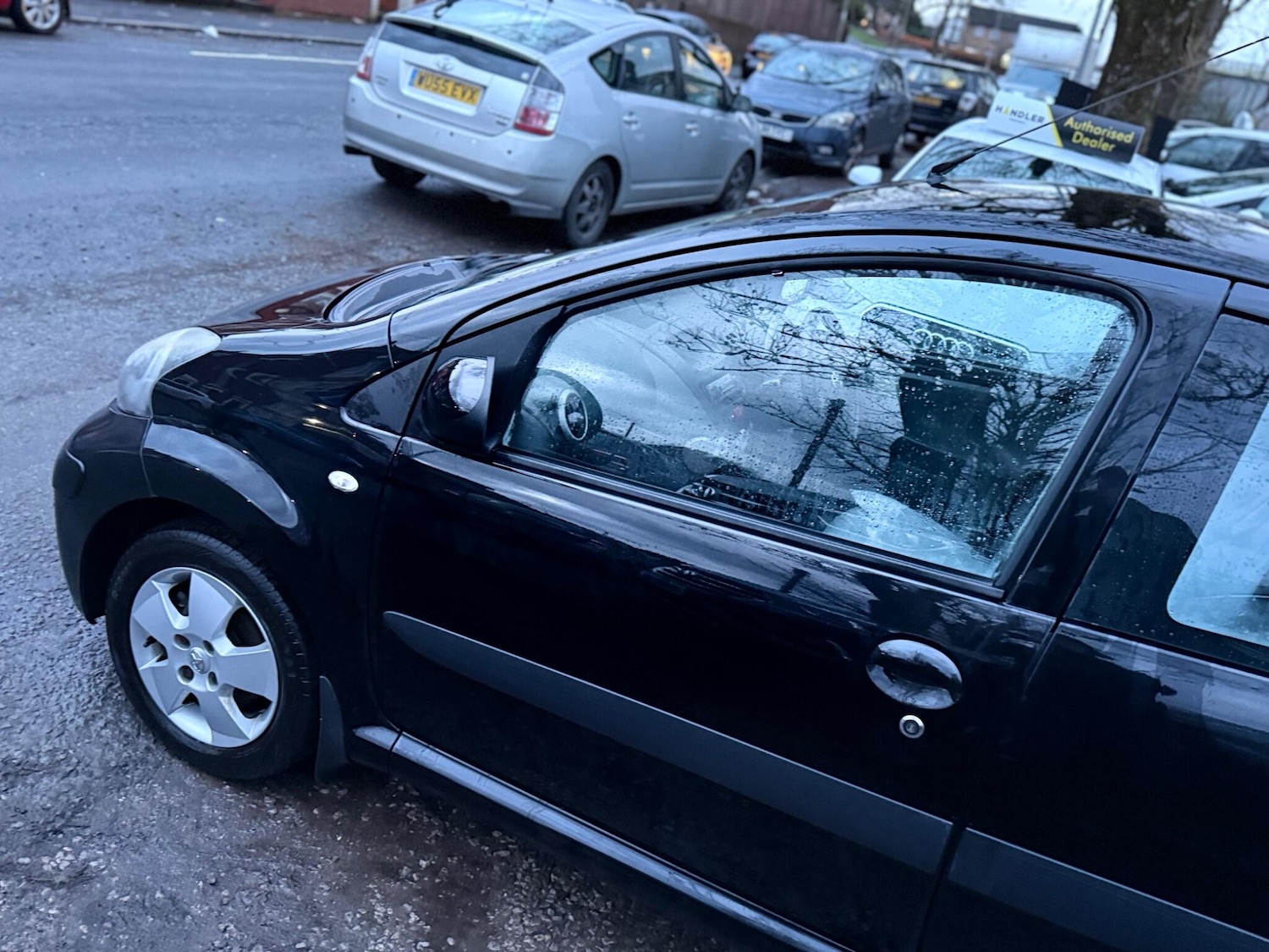 Used Toyota AYGO 2009 for sale - 77155761: Photo 27