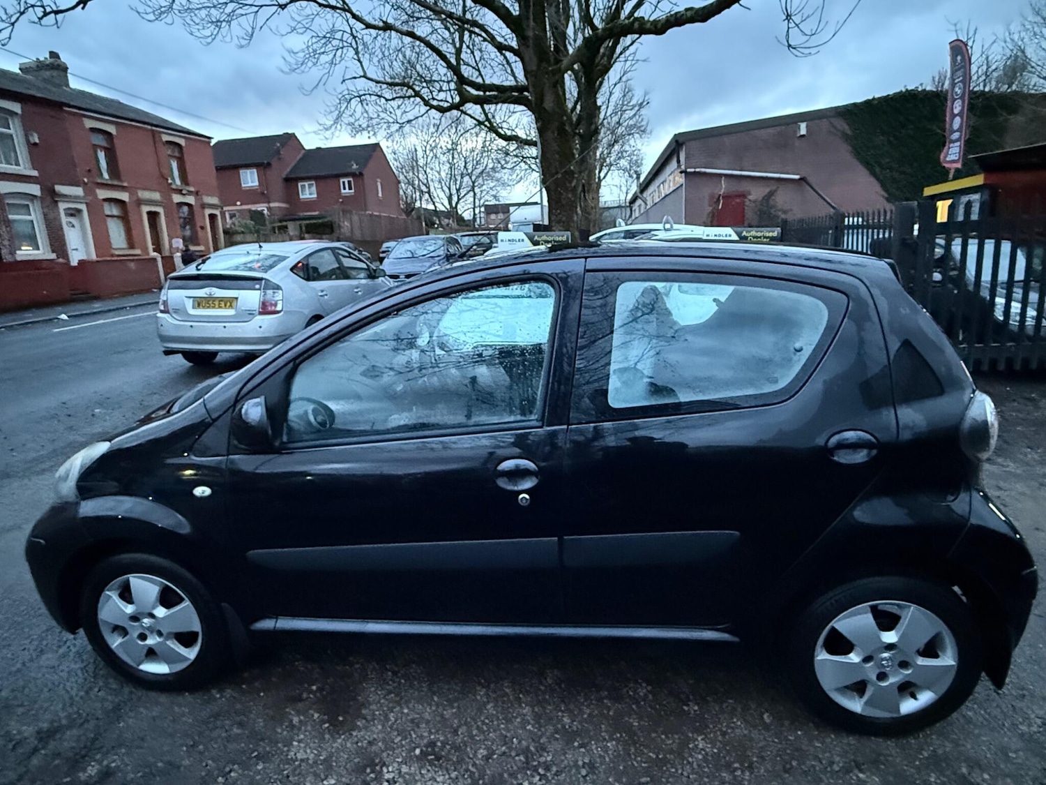 Used Toyota AYGO 2009 for sale - 77155761: Photo 29