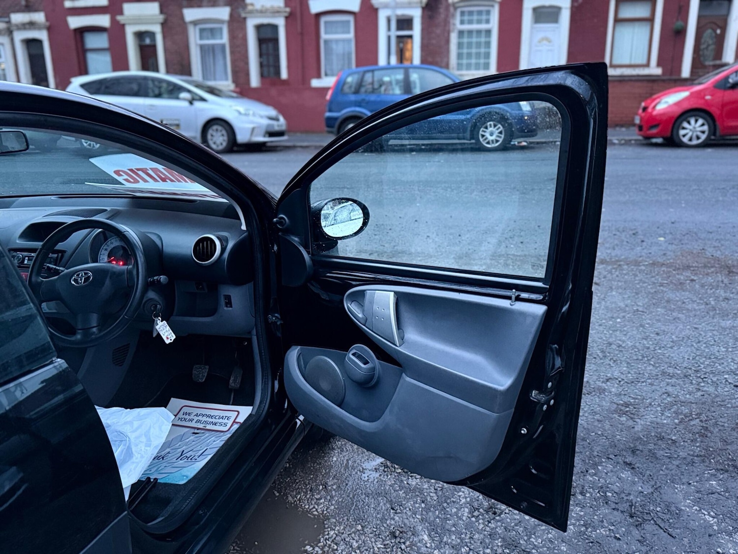 Used Toyota AYGO 2009 for sale - 77155761: Photo 42