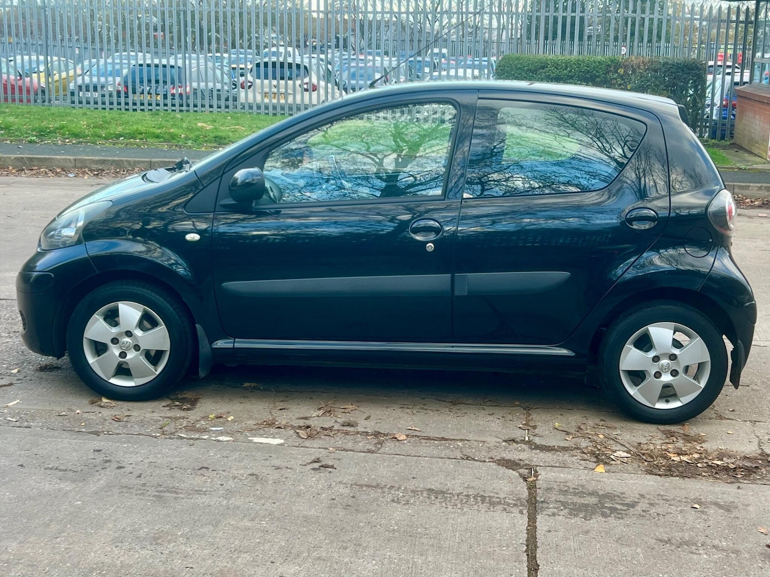 Used Toyota AYGO 2009 for sale - 77155761: Photo 8