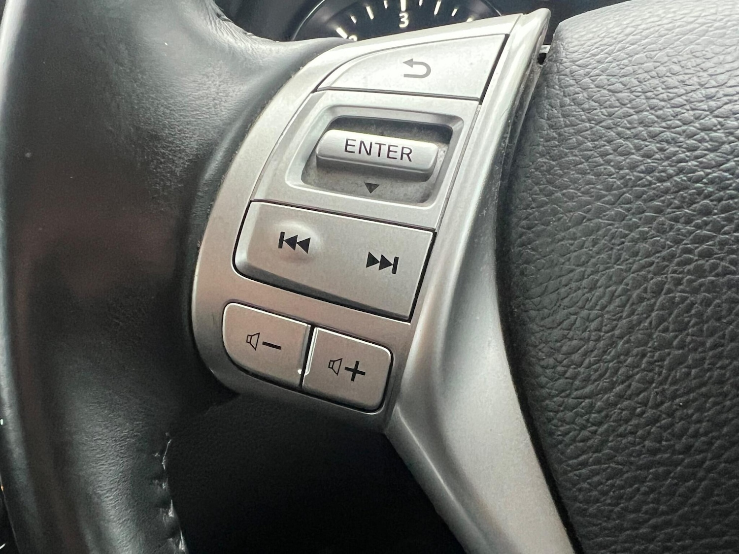 Used Nissan Qashqai 2014 for sale - 76855995: Photo 31