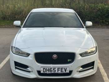 Used Jaguar XE 2015 for sale - 74424783: Photo