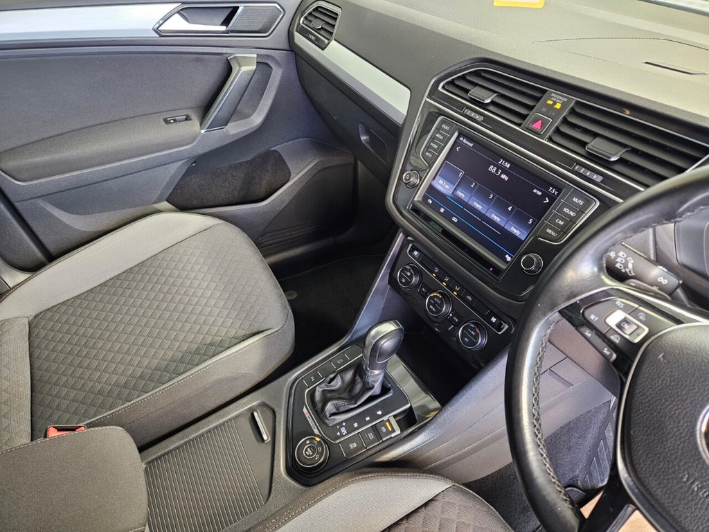 Used Volkswagen Tiguan 2016 for sale - 76950206: Photo 16