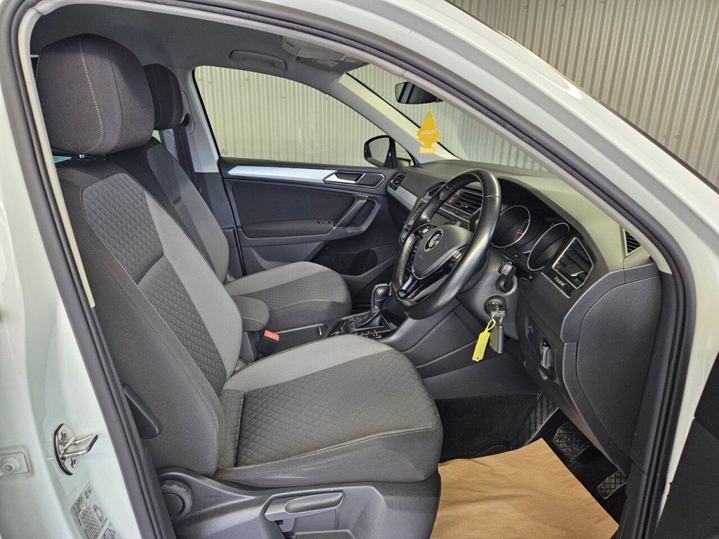 Used Volkswagen Tiguan 2016 for sale - 76950206: Photo 34