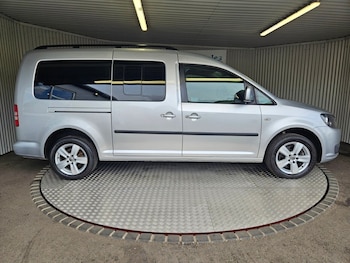 Used Volkswagen Caddy Maxi Life 2015 for sale - 75832428: Photo