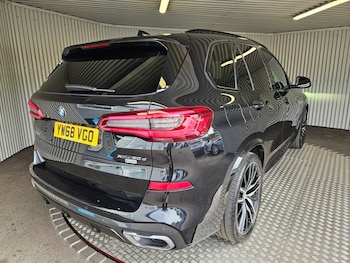 Used BMW X5 2019 for sale - 75359183: Photo