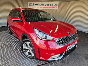 2017 (66) - 1.6 GDi Hybrid 2 5dr DCT